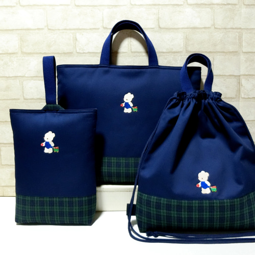 ファミリアワッペン付き《くま・リンゴ》3点セット ナップサック 体操