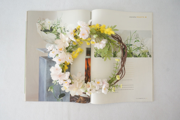 【Creema限定・1点物】山桜と菜の花のフラワーリース 3枚目の画像