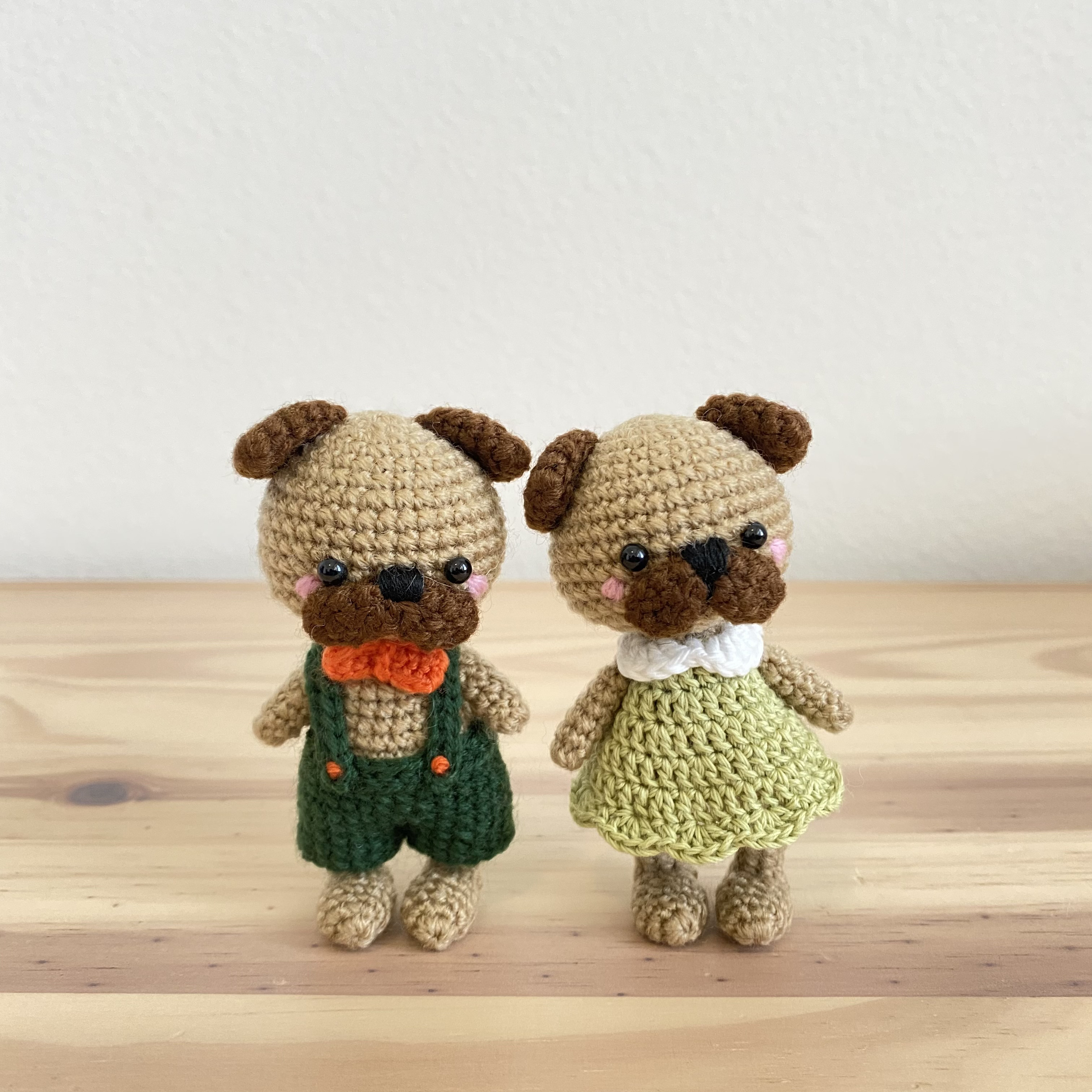 ハンドメイド フグのカップル あみぐるみ 垂直