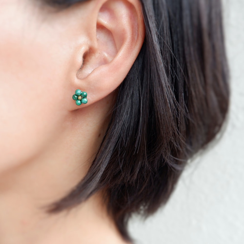 14KGF マラカイトの小花ピアス/イヤリング -秋色 新緑 フラワー