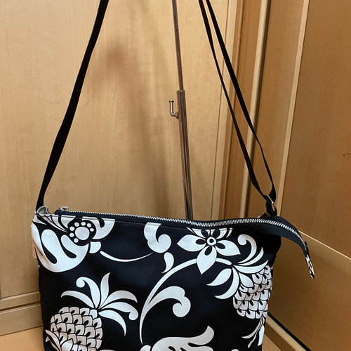 ハワイアン 2wayショルダーバッグ Hana*Hana ショルダーバッグ
