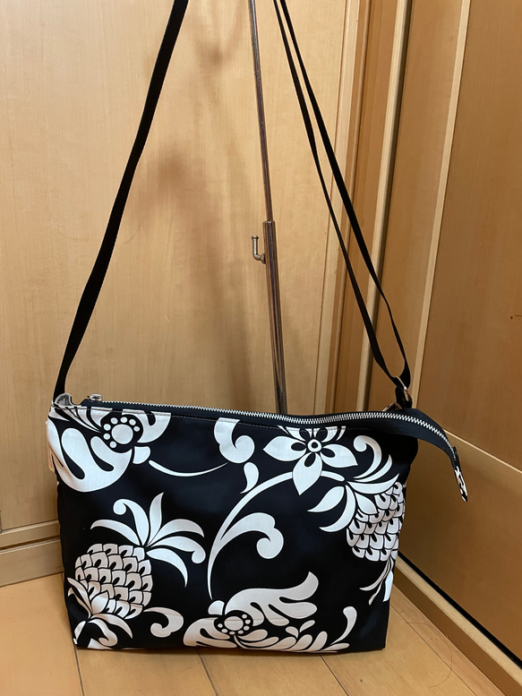 ハワイアン 2wayショルダーバッグ Hana*Hana ショルダーバッグ