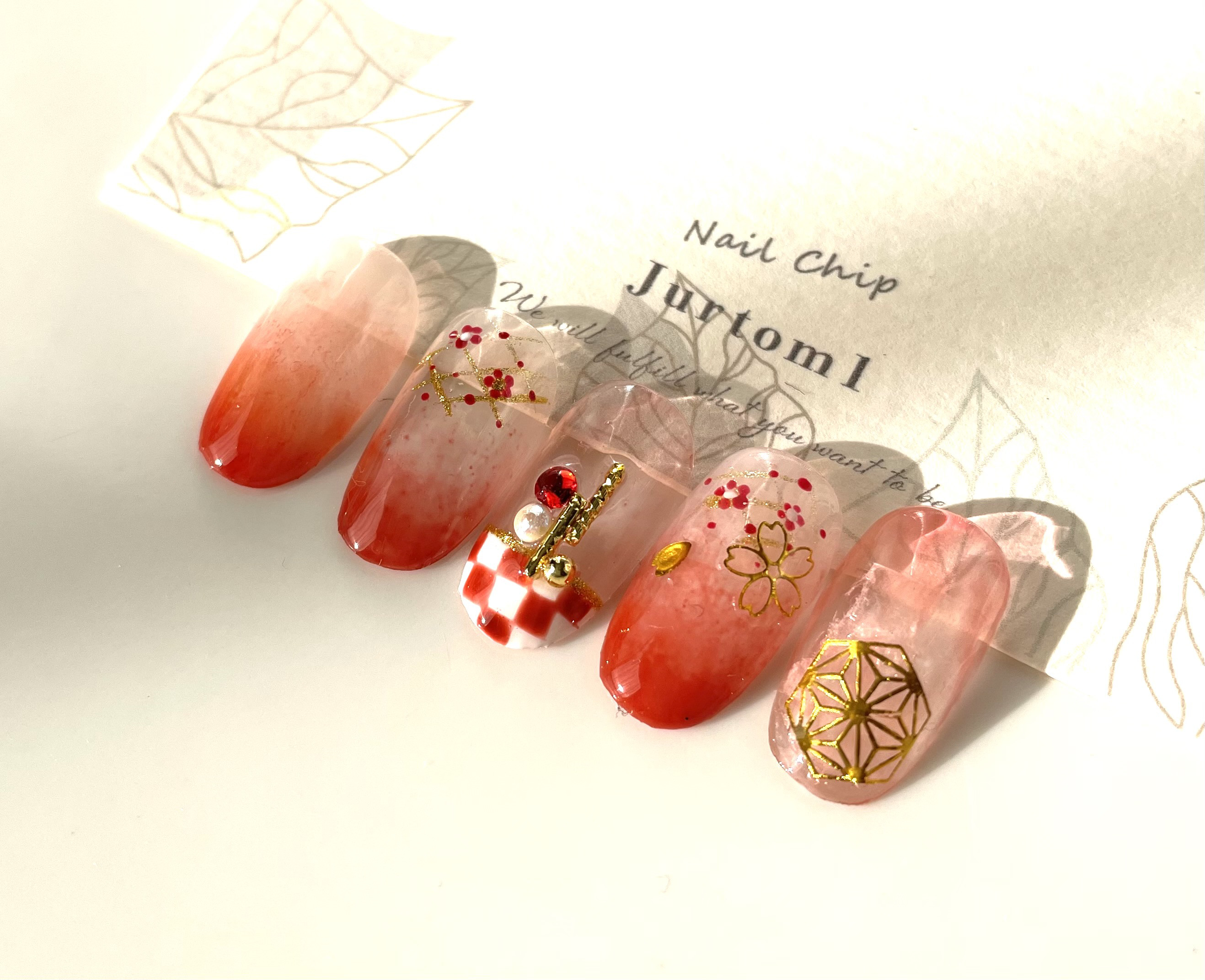 Jurtom 1ネイルチップ／赤和柄　市松模様ネイル／ブライダルネイル／成人式ネイル／赤グラデーションネイル/