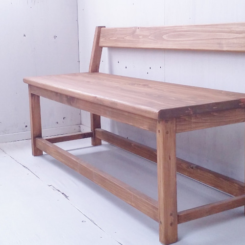 無垢ヒノキで造る家具 アンティーク風 背もたれ付ベンチチェア