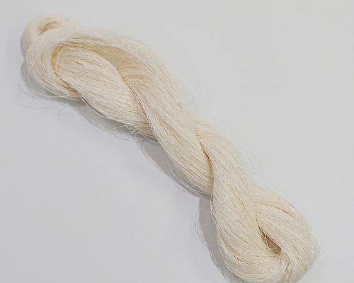 糸染・浸し染の基本 (草木染技法全書) Amazon.co.jp: 草木染・糸染の基本 改訂新版 (新技法シリーズ