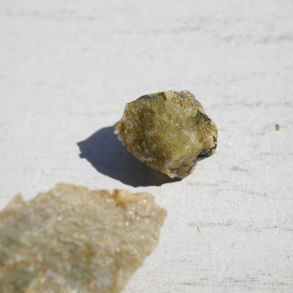 30％OFFSale天然石 約6g約1gグリーンオパール(マリ共和国産)希少産地原石[grop-220817-03] 10枚目の画像