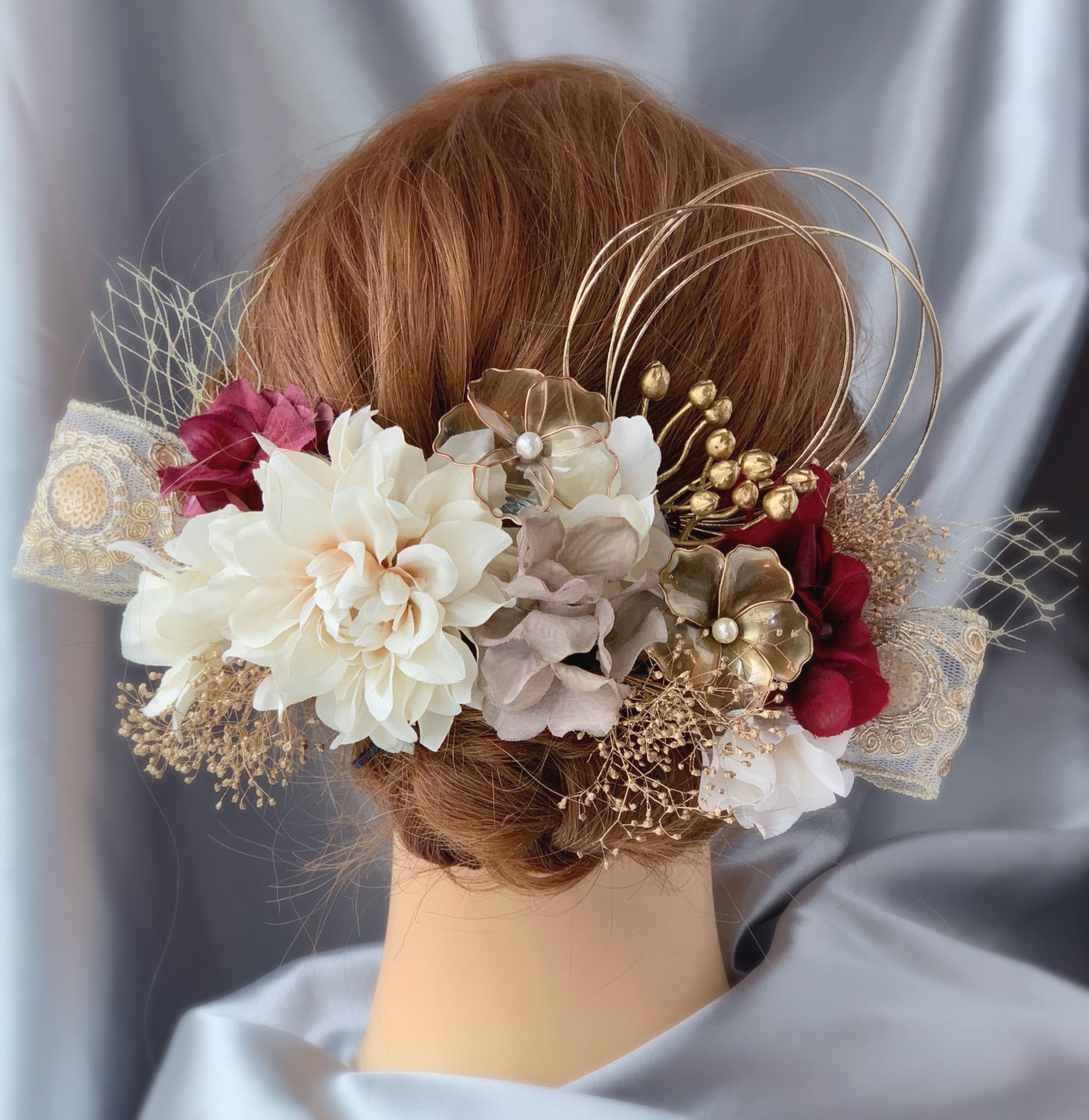 【❤️1番人気❤️】赤✖️刺繍リボンの髪飾り　成人式　前撮り　結婚式　色打掛　卒業式　袴　アメリカンフラワー　成人式髪型