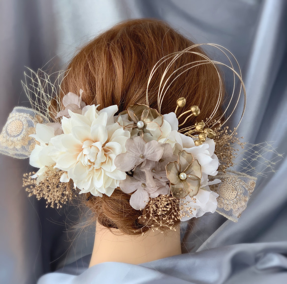 夏セール開催中 MAX80%OFF！ 1番人気】白金✖️刺繍リボンの髪飾り 成人式 前撮り 結婚式 色 ヘアアクセサリー