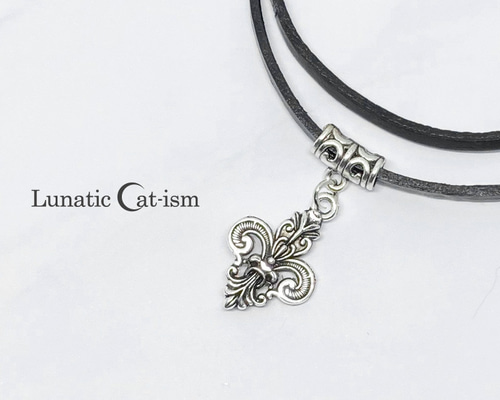 送料無料｜フルール・ド・リス 王家のユリ本革製チョーカー シルバー