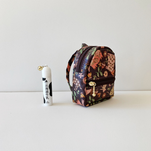 ミニリュック型ポーチ(リバティ プリント使用) / リュックポーチ