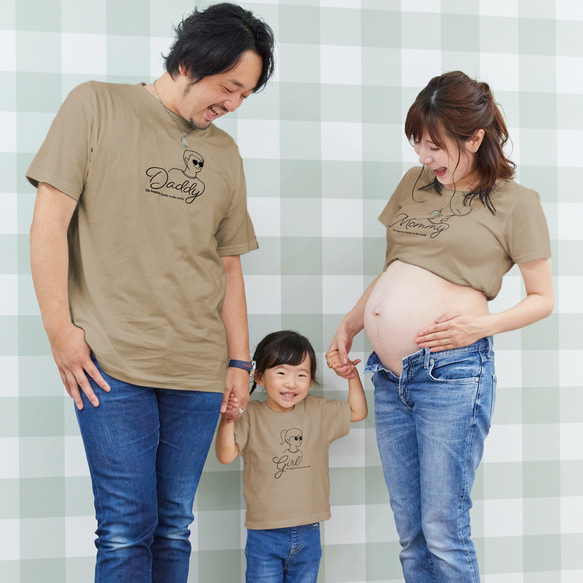 【家族リンクコーデTシャツ・カーキ】|お揃い|マタニティフォト|親子コーデ|ファミリーフォト|名入れTシャツ|家族写真| 13枚目の画像