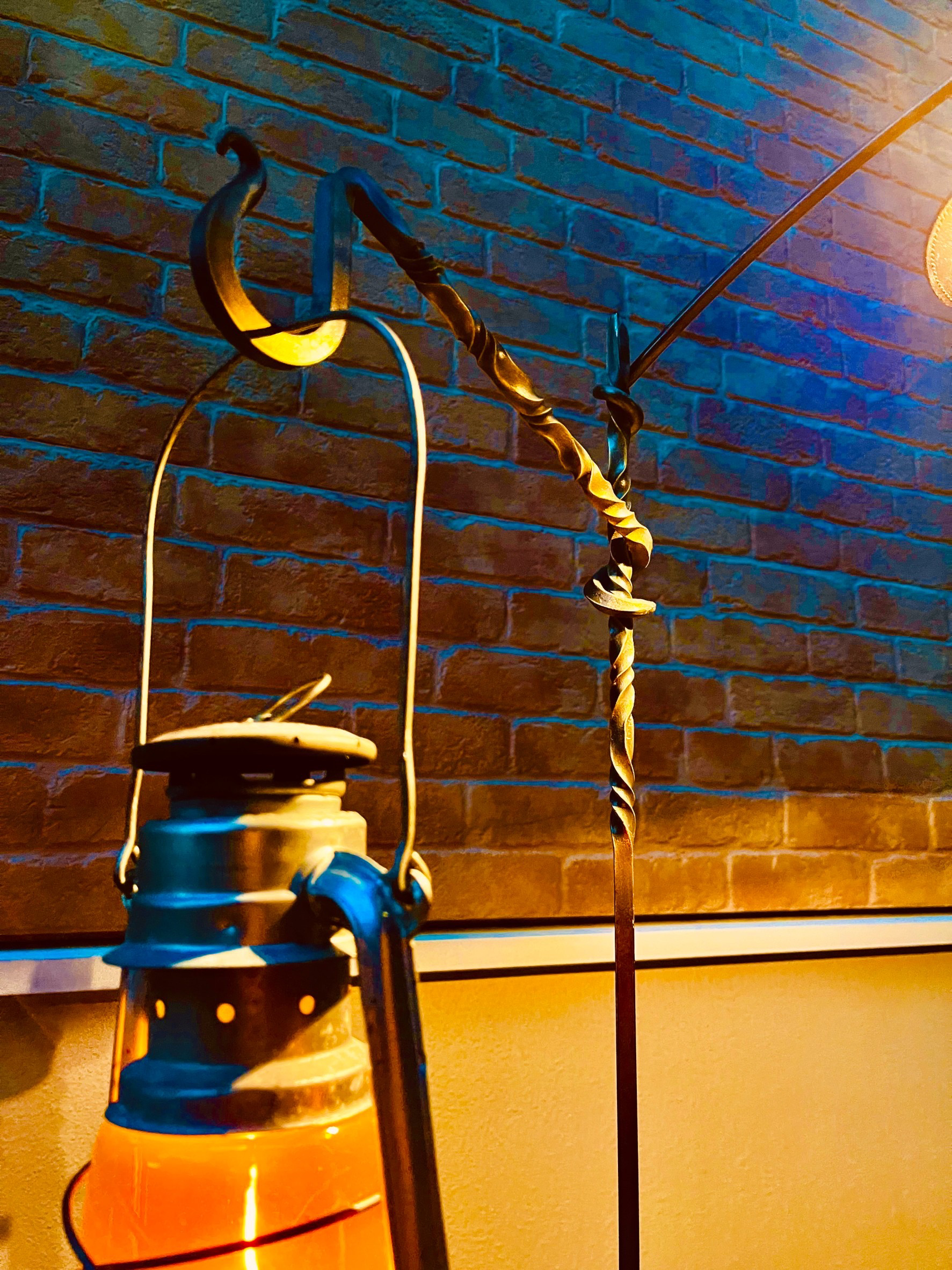 ③ツイストハンガー／ツイストスタンド【ツイスト加工】ランタン