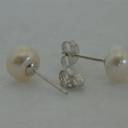 淡水パール　直結式ピアス ホワイト 3枚目の画像