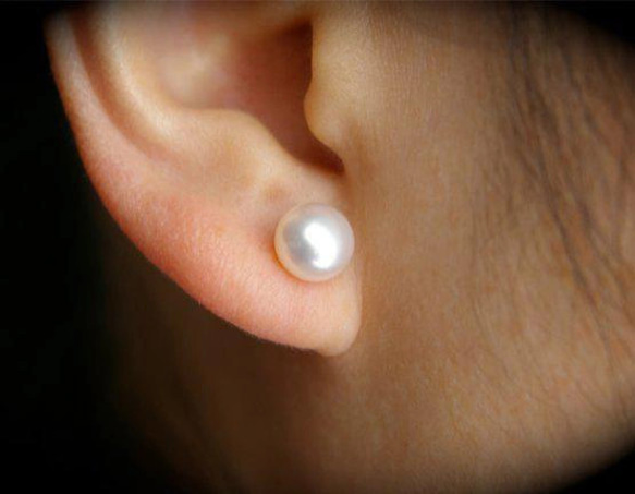 淡水パール　直結式ピアス ホワイト 2枚目の画像