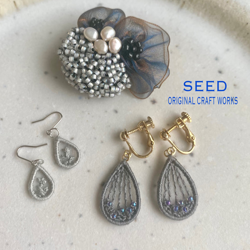 オーガンジー刺繍のイヤリング/ピアス イヤリング