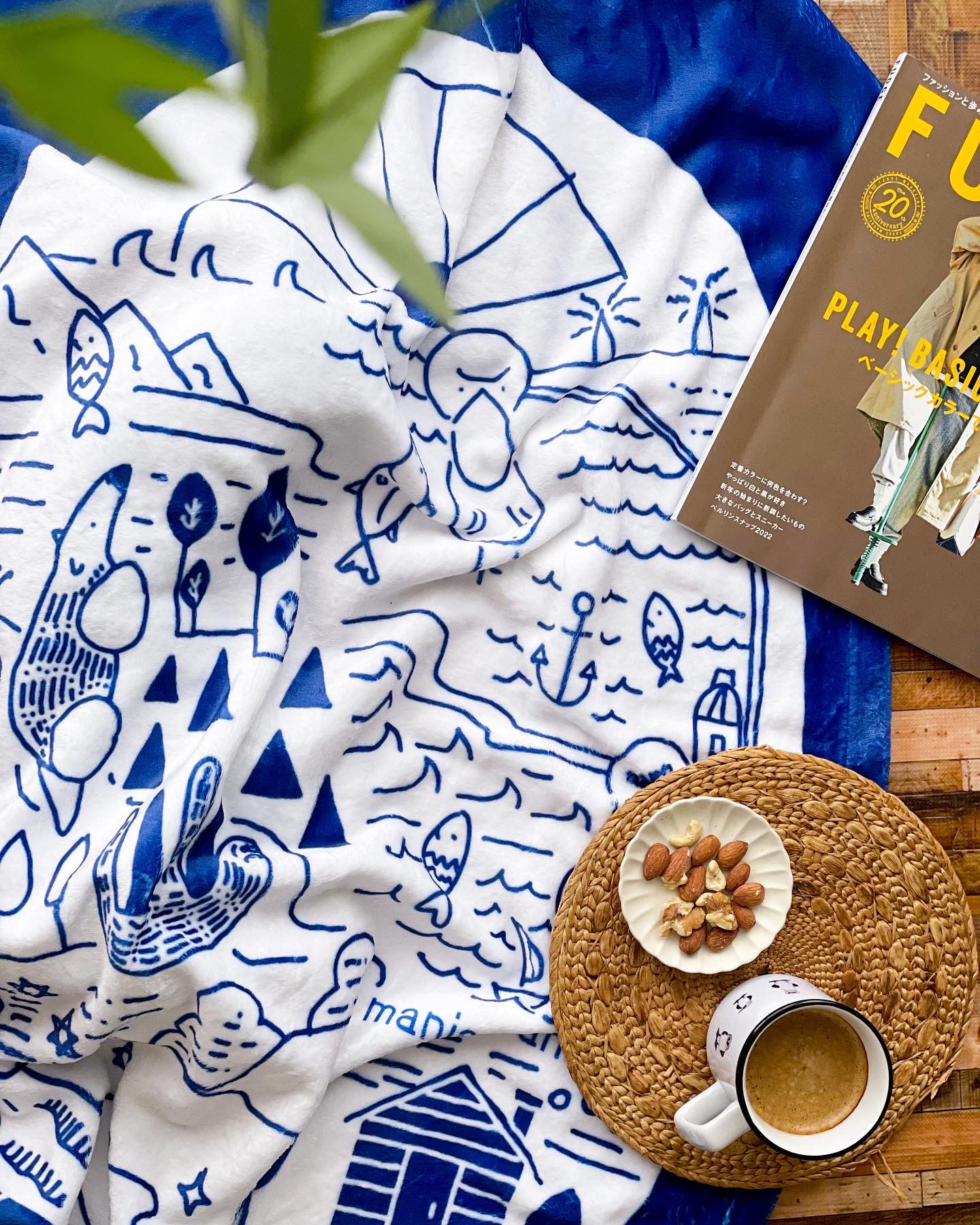 青い無のどうぶつたちのなめらかブランケット