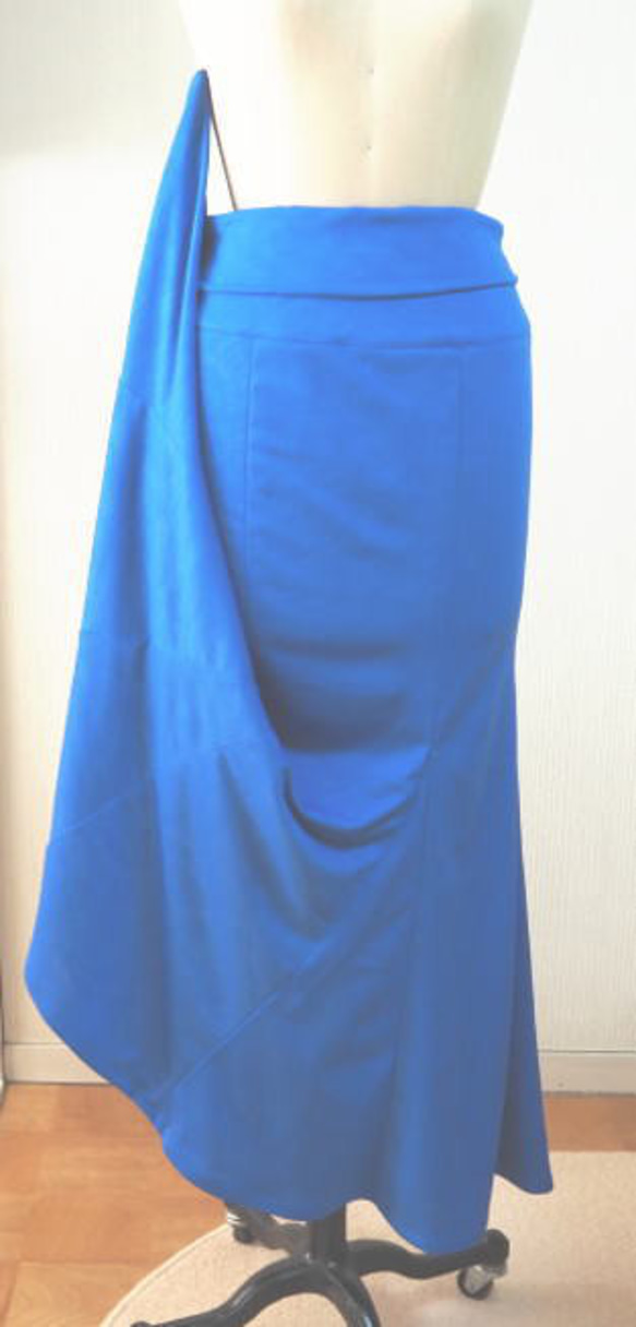 フラメンコ用スカートB（ブルー地） 6枚目の画像