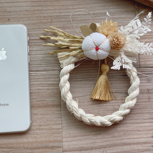 白梅のミニ正月飾り ゴールドのタッセルを飾り✨ 再販！早割お正月2024