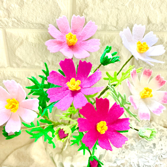 秋桜　フェルトフラワー　コスモス　プレゼント　誕生日　フェルト　秋　スワッグ　ピンク　インテリア　可愛い　 3枚目の画像