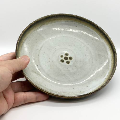 登場! 【手仕事 そうめん鉢にも 梅鉢模様の中鉢 民藝 白 陶器 和 窯元 食器