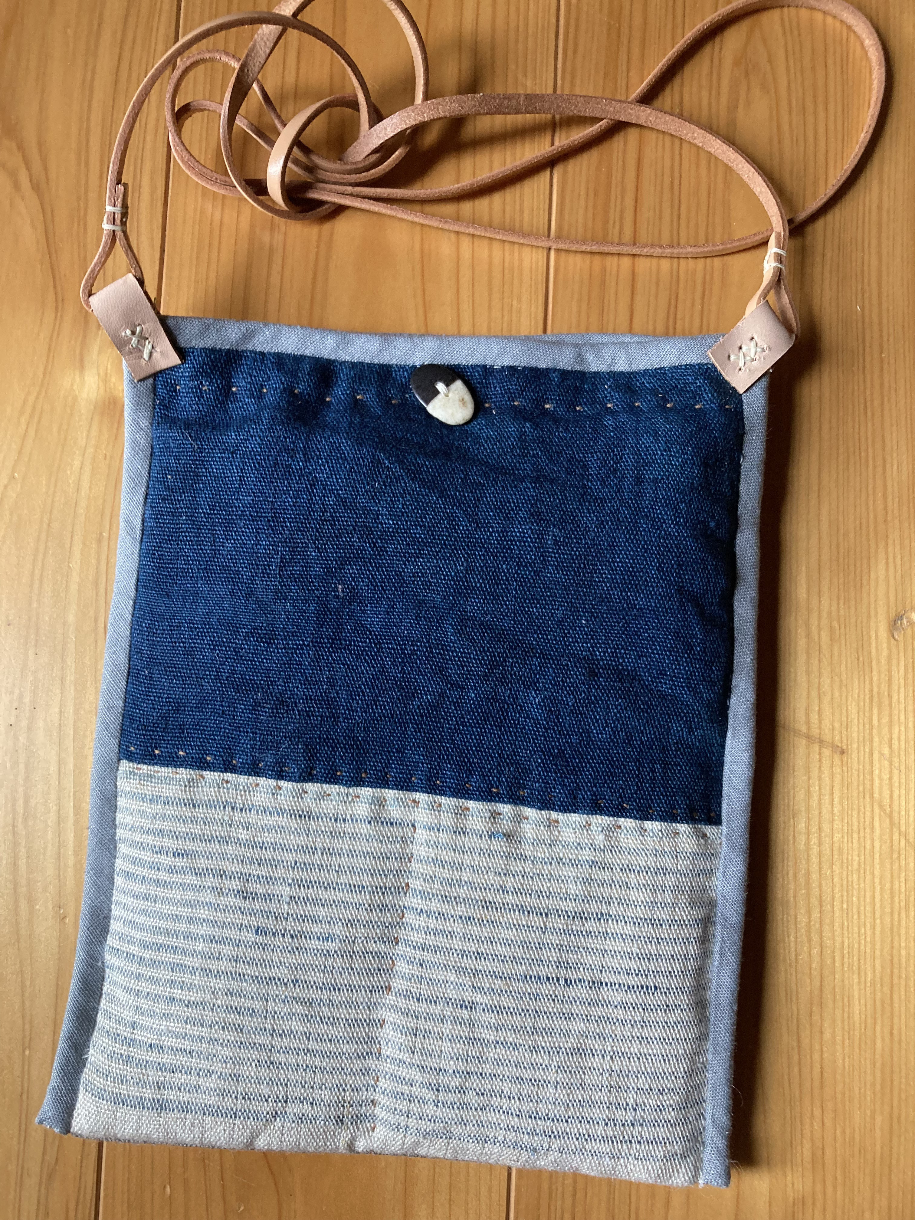 手織りヘンプ縦型ショルダーバッグA