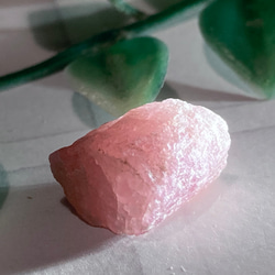 【愛の石♡】ピンクトルマリン　原石　ミニラフストーン 3枚目の画像