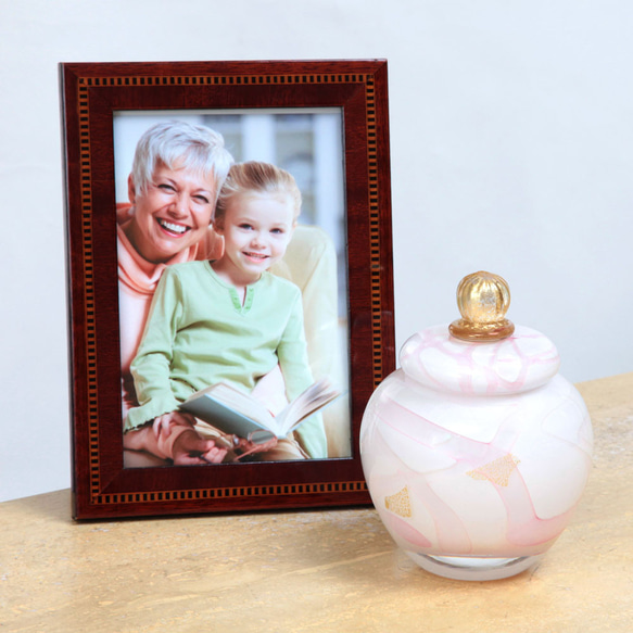 手元供養　デザインガラス分骨骨壺　ミニ骨壷　コーラル 