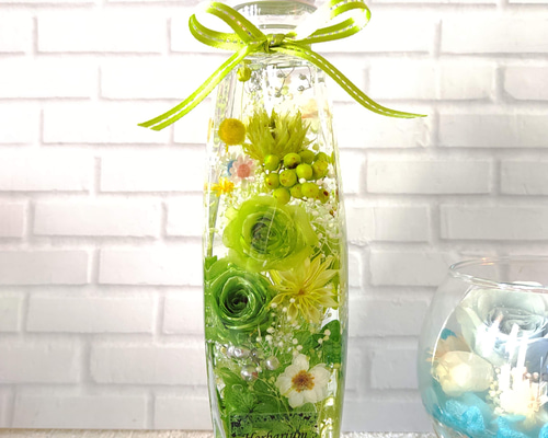 ハーバリウム 青の薔薇 | ボタニカルジェルランタンなど
