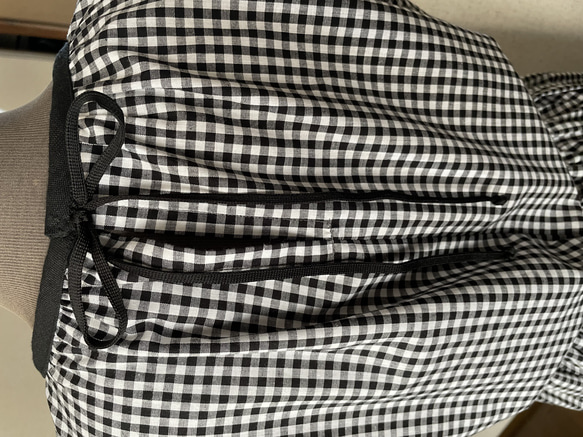 夏の定番　ギンガムチェック　白黒　マキシ丈　スカート＆ブラウス　セットアップ 6枚目の画像