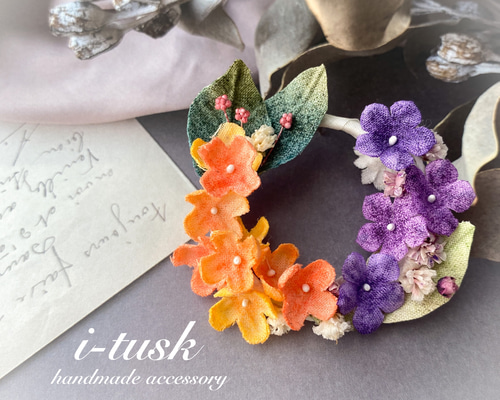 ブローチとしても使える秋のリース ハンドメイド ブローチとしても使える秋のリース ハンドメイド