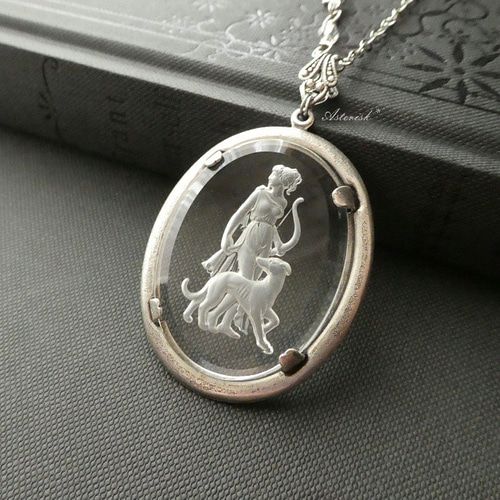 女神アルテミス（ダイアナ）ヴィンテージ インタリオ 40×30mm Glass