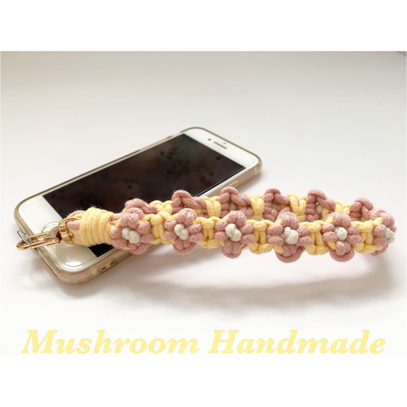 粉紅色小花 - 小花編織 向日葵 太陽花 Macrame 法式繩結 手機繩 智能手機 掛繩 手機吊飾 第1張的照片