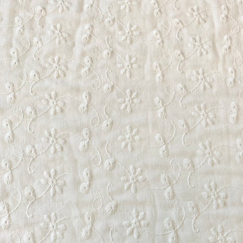 オフホワイト ダブルガーゼ 刺繍 レース 生地 布 布地 コットン ハギレ 