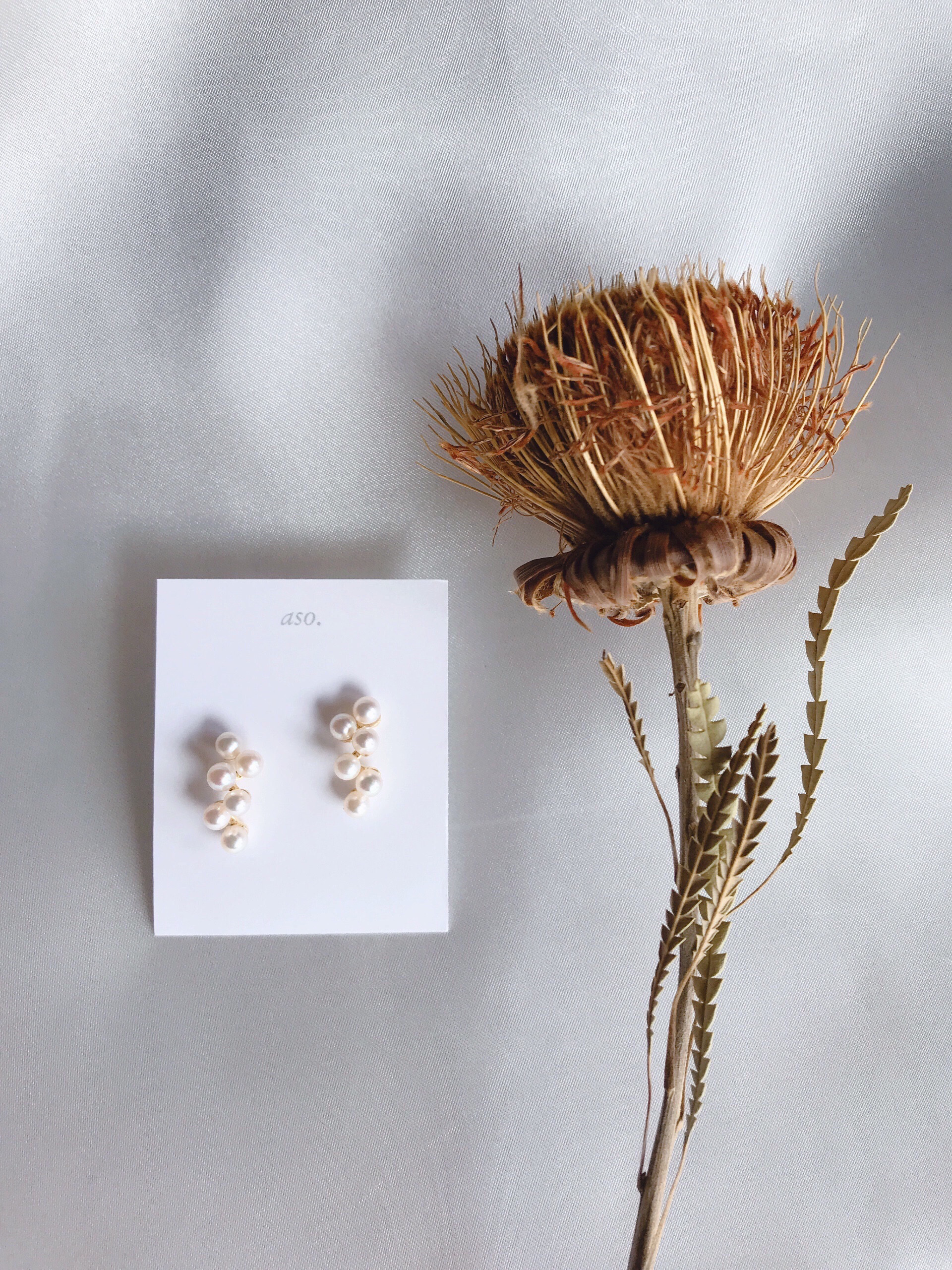 あこや真珠・ベビーパール連なるプティット・フルール silver925ピアス（✴️ピアスに見えるイヤリング✴️）小花