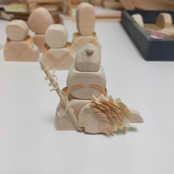 恵比寿天 1福神と宝船 ひのきの無垢材で制作しました。 10枚目の画像