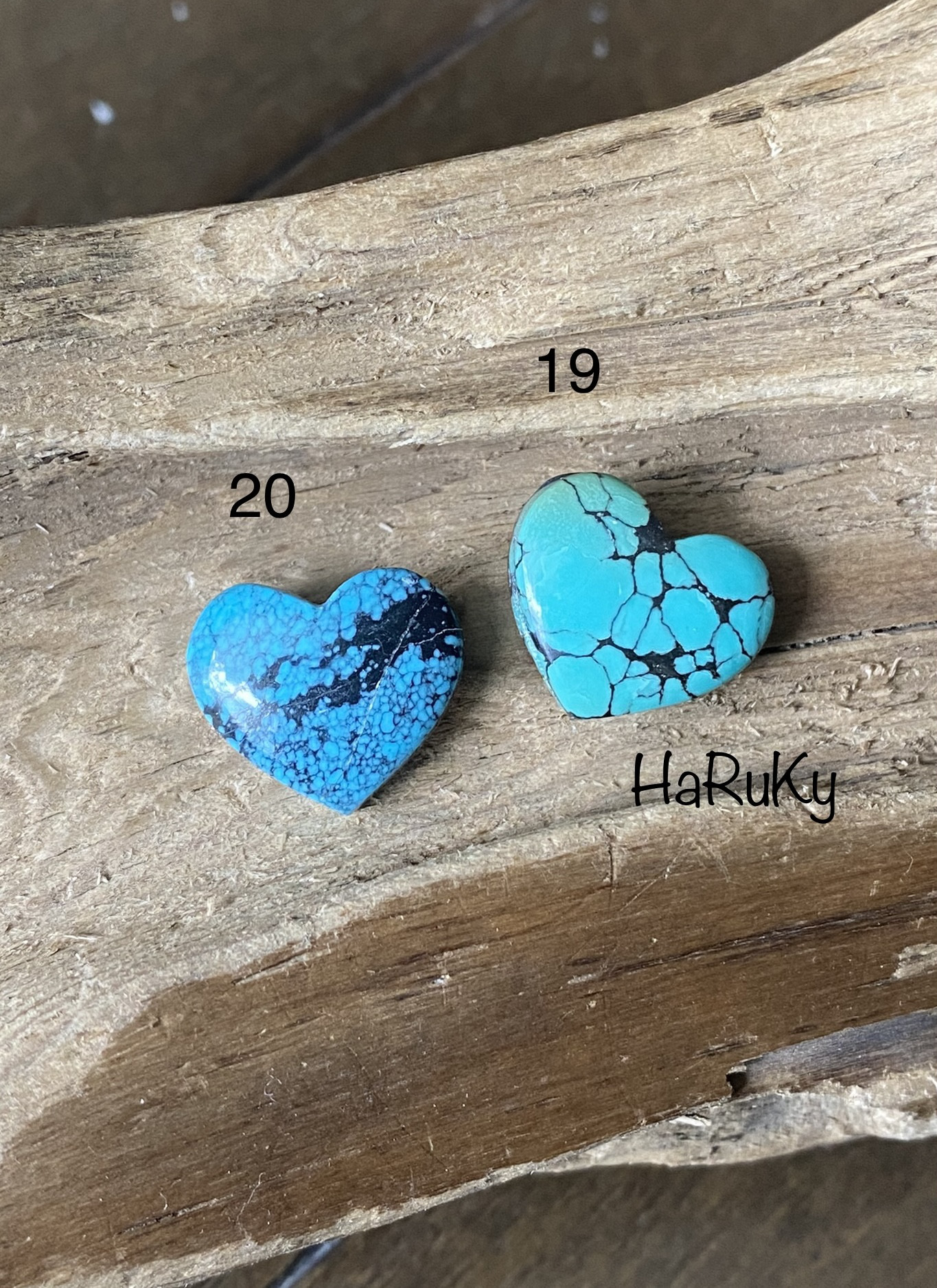 ハートシェイプ♡ターコイズ ♢ナチュラル フーベイターコイズ ルース 19か20♡  天然石 天然色