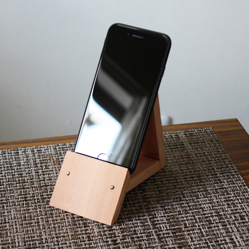 国産天然木】職人手作り 木製スマホスタンド【端材】 スマホスタンド