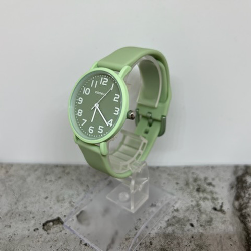 Tendances TY532001 グリーン ラバーベルト 時計※新品未使用品 Tendances TY532001 グリーン ラバーベルト 時計※新品未使用品