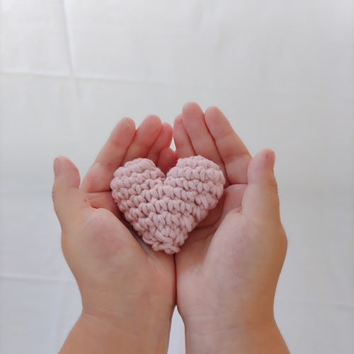 ハートのあみぐるみ5個セット(ピンク) 雑貨・その他 Crochet for kids