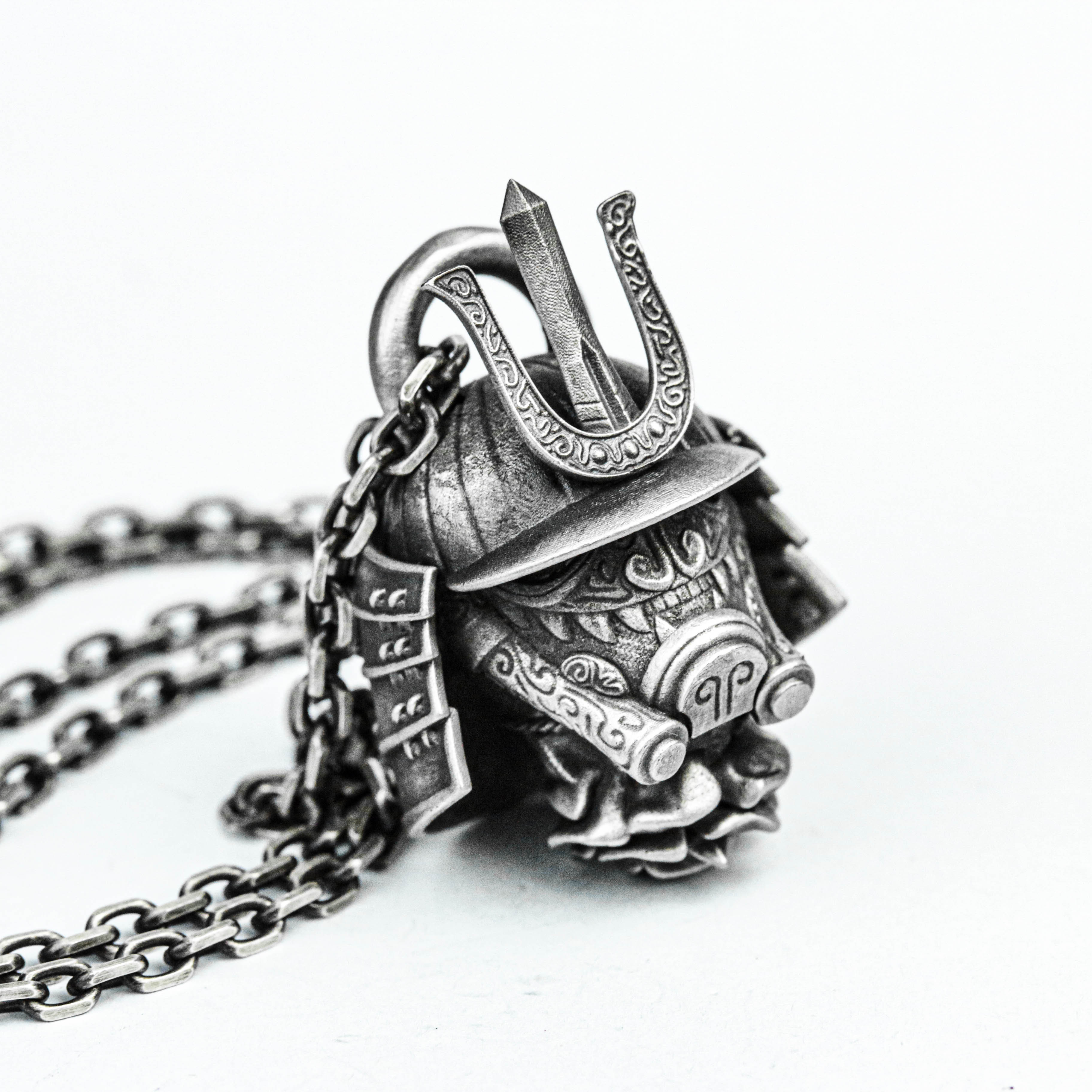 925 スターリングシルバー スチームパンク ペンダント ゴシック ペンダント サムライ ヘルメット ペンダント