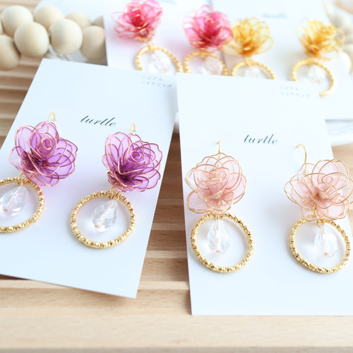 薔薇とリングのピアス／イヤリング アメリカンフラワー ディップ