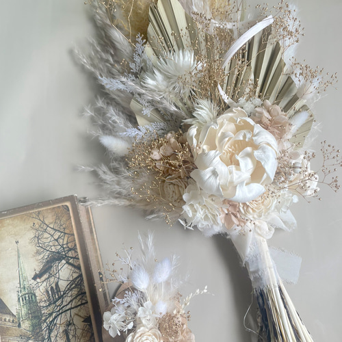 パンパスグラスとゴールドかすみ草ブーケスワッグ （ドライフラワー