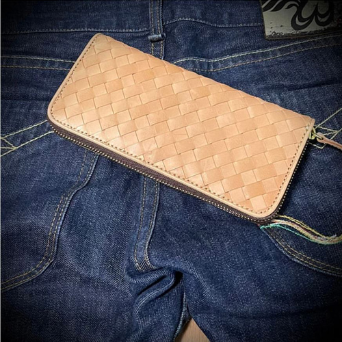 イントレチャート 長財布 編み込み 生成り 本革 牛革 YKK