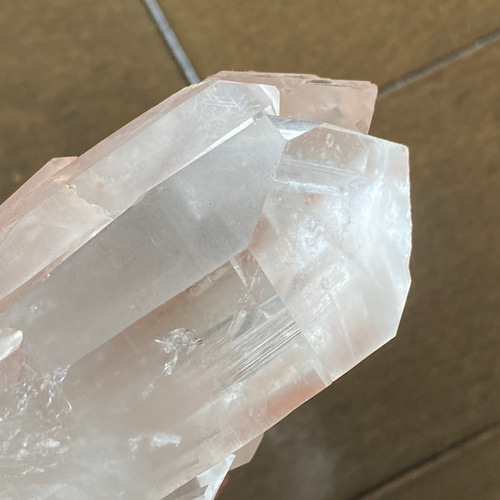 天然石　マカルー産　水晶　クォーツ　ポイント　原石　クリアクォーツ 天然石マカルー産水晶クォーツポイント原石クリアクォーツ
