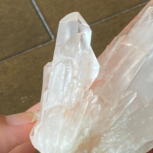 マダガスカル産 ピンククォーツ 水晶ポイント 原石 01