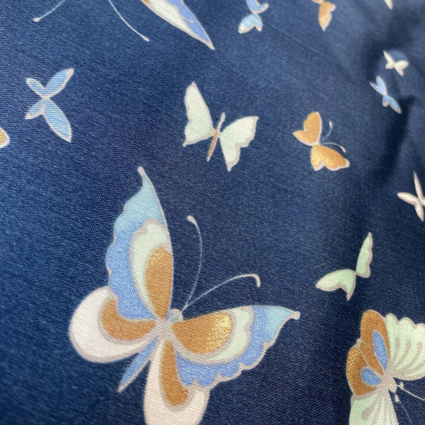 バタフライ ファブリック