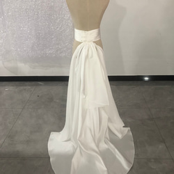 ウエディングドレス ふっくら柔らかなバックリボン +サッシュベルト 色直し　サイズ調整可能 1枚目の画像