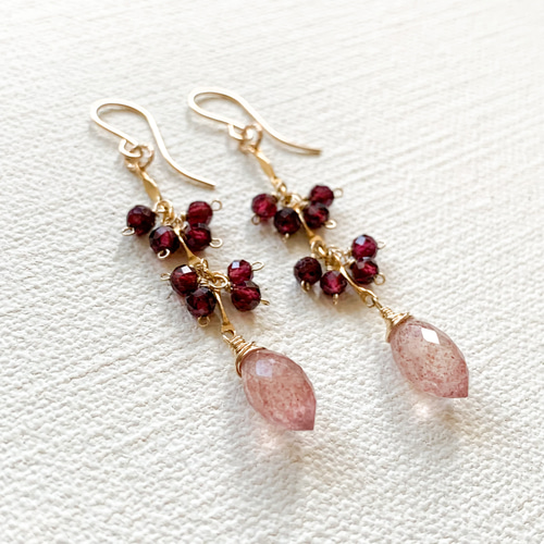 Creema限定】14kgf*ピンクエピドートとガーネットの花房ロングピアス 