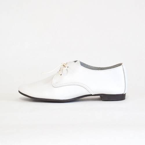 シュリンクレザーレースアップシューズ(White) スニーカー