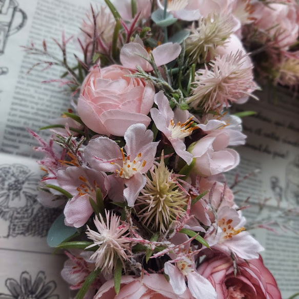 《再販》ラナンキュラスと桜の春色ピンクリース　大きめのリース 6枚目の画像